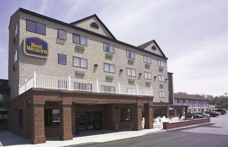 Mainstay Hotel And Conference Center Newport Exterior photo